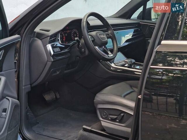 Черный Ауди Ку 7, объемом двигателя 1.98 л и пробегом 24 тыс. км за 53490 $, фото 38 на Automoto.ua