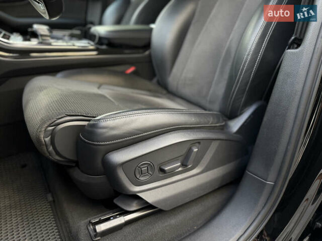 Черный Ауди Ку 7, объемом двигателя 2.97 л и пробегом 89 тыс. км за 68000 $, фото 24 на Automoto.ua