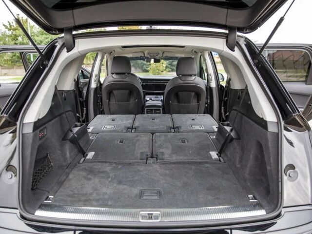 Ауді Ку 7 2021 у Києві на Automoto.ua Чорний Ауді Ку 7, об'ємом двигуна 3 л та пробігом 63 тис. км за 30000 $, фото 14 на Automoto.ua