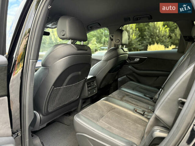 Черный Ауди Ку 7, объемом двигателя 2.97 л и пробегом 89 тыс. км за 68000 $, фото 47 на Automoto.ua