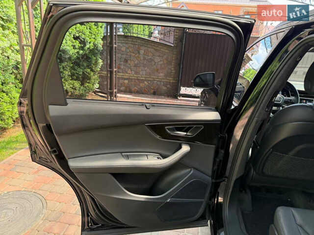 Черный Ауди Ку 7, объемом двигателя 3 л и пробегом 42 тыс. км за 63700 $, фото 8 на Automoto.ua