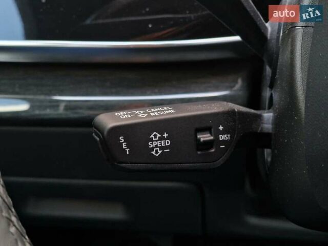 Черный Ауди Ку 7, объемом двигателя 1.98 л и пробегом 24 тыс. км за 53490 $, фото 70 на Automoto.ua