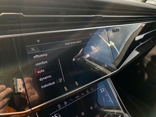 Черный Ауди Ку 7, объемом двигателя 3 л и пробегом 71 тыс. км за 75000 $, фото 19 на Automoto.ua