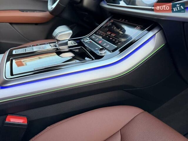 Черный Ауди Ку 7, объемом двигателя 2.97 л и пробегом 105 тыс. км за 65900 $, фото 52 на Automoto.ua