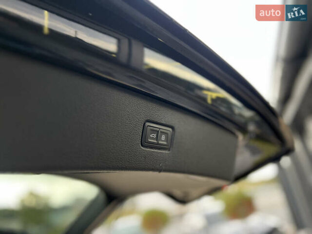 Чорний Ауді Ку 7, об'ємом двигуна 3 л та пробігом 31 тис. км за 50900 $, фото 41 на Automoto.ua