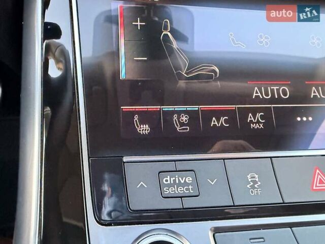 Черный Ауди Ку 7, объемом двигателя 2.97 л и пробегом 105 тыс. км за 65900 $, фото 67 на Automoto.ua