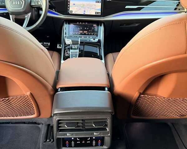 Черный Ауди Ку 7, объемом двигателя 2.97 л и пробегом 105 тыс. км за 65900 $, фото 71 на Automoto.ua