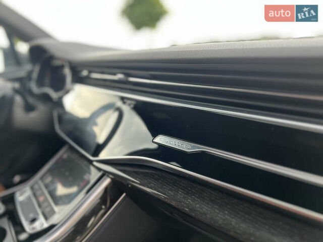 Чорний Ауді Ку 7, об'ємом двигуна 3 л та пробігом 31 тис. км за 50900 $, фото 33 на Automoto.ua