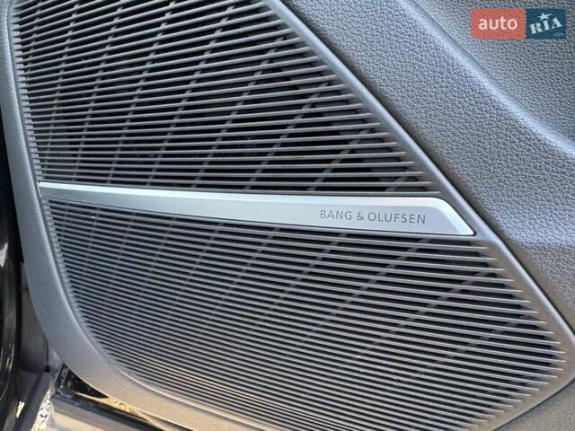 Черный Ауди Ку 7, объемом двигателя 3 л и пробегом 94 тыс. км за 48900 $, фото 96 на Automoto.ua