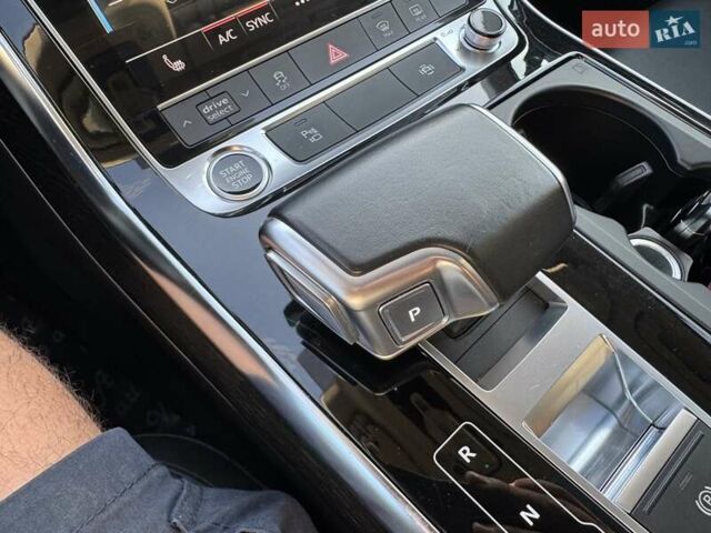 Черный Ауди Ку 7, объемом двигателя 3 л и пробегом 94 тыс. км за 48900 $, фото 40 на Automoto.ua