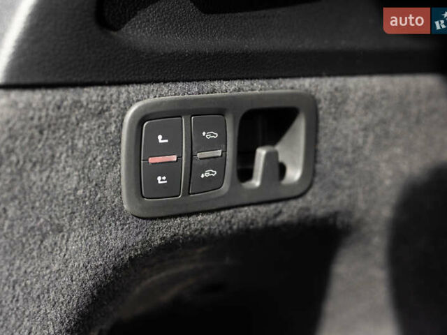 Чорний Ауді Ку 7, об'ємом двигуна 3 л та пробігом 55 тис. км за 57999 $, фото 32 на Automoto.ua