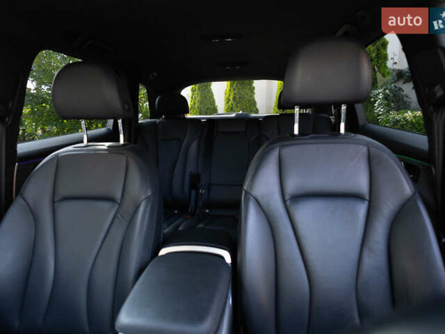 Чорний Ауді Ку 7, об'ємом двигуна 3 л та пробігом 55 тис. км за 57999 $, фото 24 на Automoto.ua