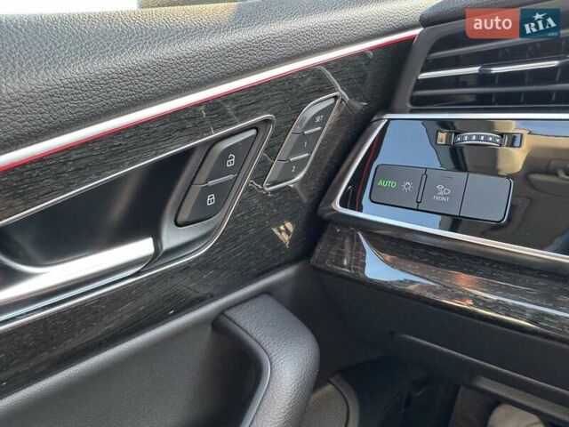 Черный Ауди Ку 7, объемом двигателя 3 л и пробегом 94 тыс. км за 48900 $, фото 55 на Automoto.ua