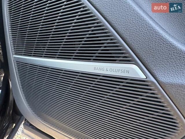 Черный Ауди Ку 7, объемом двигателя 3 л и пробегом 94 тыс. км за 48900 $, фото 97 на Automoto.ua