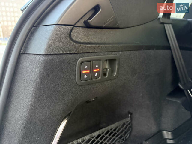 Чорний Ауді Ку 7, об'ємом двигуна 3 л та пробігом 45 тис. км за 57100 $, фото 30 на Automoto.ua