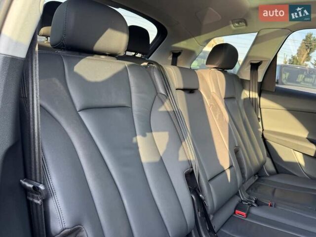 Черный Ауди Ку 7, объемом двигателя 3 л и пробегом 94 тыс. км за 48900 $, фото 84 на Automoto.ua