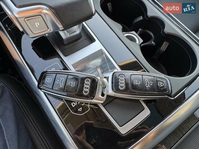 Черный Ауди Ку 7, объемом двигателя 3 л и пробегом 94 тыс. км за 48900 $, фото 38 на Automoto.ua