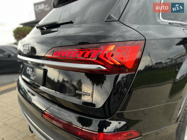 Чорний Ауді Ку 7, об'ємом двигуна 3 л та пробігом 31 тис. км за 50900 $, фото 11 на Automoto.ua