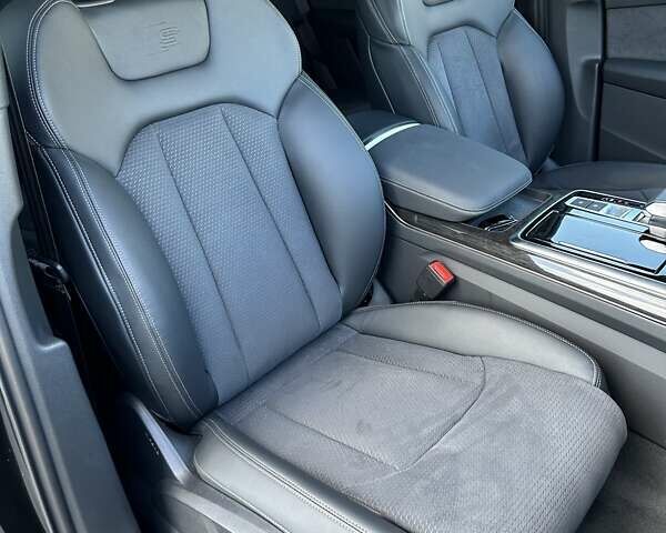 Черный Ауди Ку 7, объемом двигателя 2.97 л и пробегом 20 тыс. км за 82900 $, фото 19 на Automoto.ua