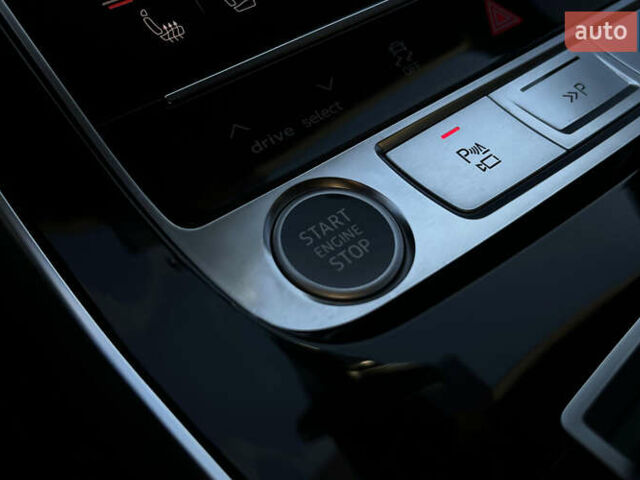 Черный Ауди Ку 7, объемом двигателя 2.97 л и пробегом 88 тыс. км за 96000 $, фото 22 на Automoto.ua