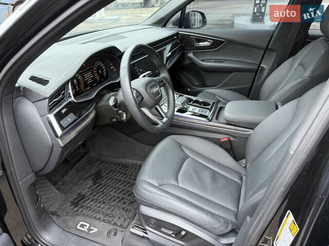 Черный Ауди Ку 7, объемом двигателя 1.98 л и пробегом 28 тыс. км за 47900 $, фото 22 на Automoto.ua