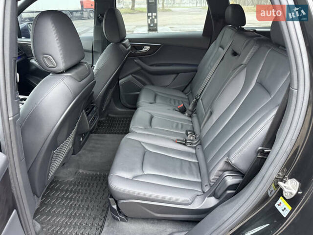 Черный Ауди Ку 7, объемом двигателя 1.98 л и пробегом 28 тыс. км за 47900 $, фото 12 на Automoto.ua