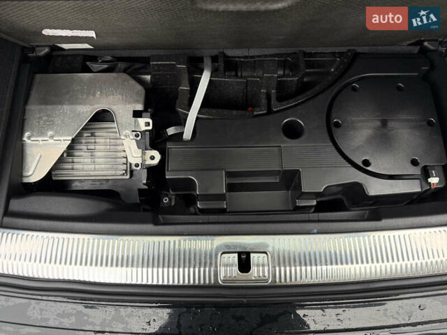 Черный Ауди Ку 7, объемом двигателя 1.98 л и пробегом 28 тыс. км за 47900 $, фото 17 на Automoto.ua