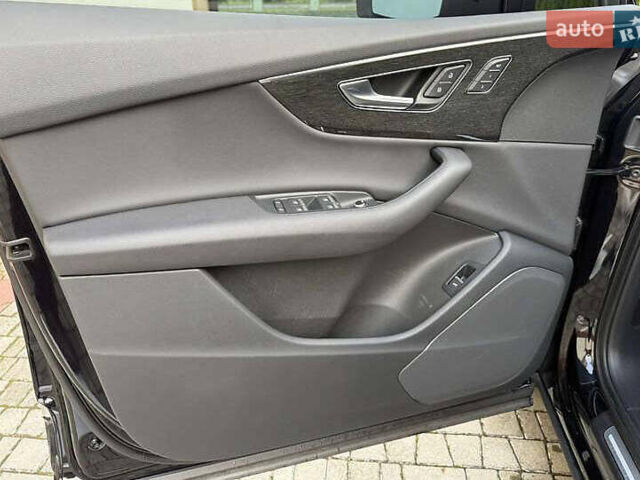 Ауді Ку 7 2023 у Борисполе на Automoto.ua Чорний Ауді Ку 7, об'ємом двигуна 3 л та пробігом 33 тис. км за 39500 $, фото 30 на Automoto.ua