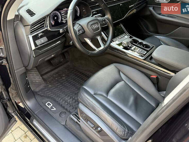 Ауді Ку 7 2023 у Борисполе на Automoto.ua Чорний Ауді Ку 7, об'ємом двигуна 3 л та пробігом 33 тис. км за 39500 $, фото 28 на Automoto.ua