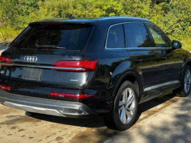 Чорний Ауді Ку 7, об'ємом двигуна 3 л та пробігом 21 тис. км за 54700 $, фото 3 на Automoto.ua
