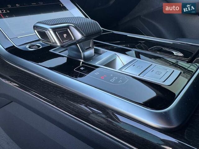 Черный Ауди Ку 7, объемом двигателя 3 л и пробегом 4 тыс. км за 93999 $, фото 43 на Automoto.ua