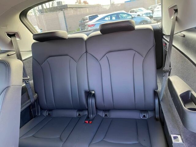 Чорний Ауді Ку 7, об'ємом двигуна 2 л та пробігом 28 тис. км за 20900 $, фото 10 на Automoto.ua