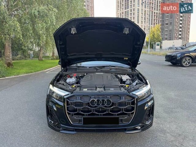 Черный Ауди Ку 7, объемом двигателя 3 л и пробегом 4 тыс. км за 93999 $, фото 3 на Automoto.ua