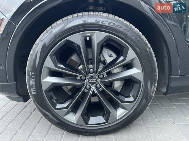 Черный Ауди Ку 7, объемом двигателя 3 л и пробегом 5 тыс. км за 87500 $, фото 14 на Automoto.ua