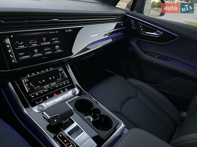 Черный Ауди Ку 7, объемом двигателя 3 л и пробегом 5 тыс. км за 87500 $, фото 58 на Automoto.ua