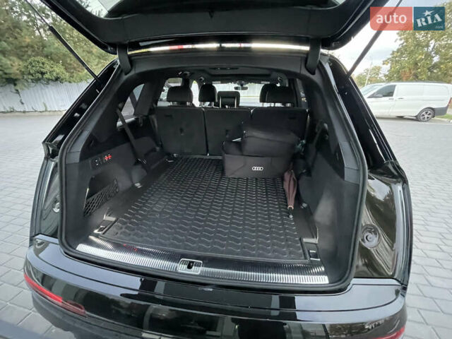 Черный Ауди Ку 7, объемом двигателя 3 л и пробегом 5 тыс. км за 87500 $, фото 29 на Automoto.ua