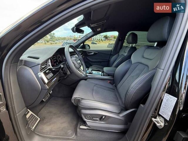 Черный Ауди Ку 7, объемом двигателя 2.97 л и пробегом 7 тыс. км за 99900 $, фото 37 на Automoto.ua