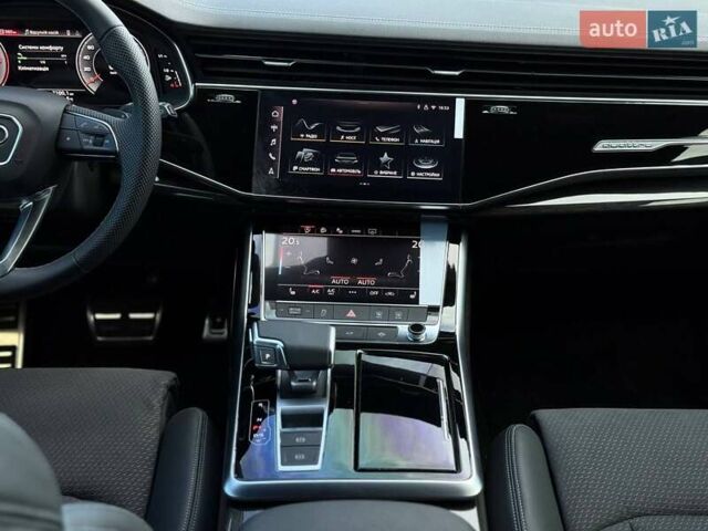 Черный Ауди Ку 7, объемом двигателя 2.97 л и пробегом 7 тыс. км за 99900 $, фото 55 на Automoto.ua