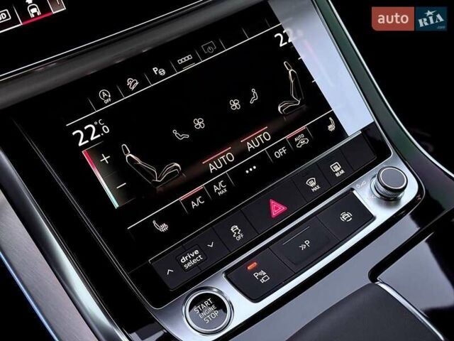 Черный Ауди Ку 7, объемом двигателя 2.97 л и пробегом 1 тыс. км за 104500 $, фото 39 на Automoto.ua