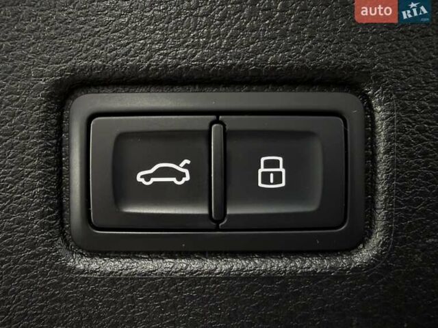 Чорний Ауді Ку 7, об'ємом двигуна 2.97 л та пробігом 8 тис. км за 96900 $, фото 57 на Automoto.ua