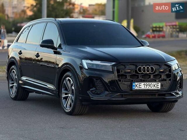 Черный Ауди Ку 7, объемом двигателя 2.97 л и пробегом 7 тыс. км за 99900 $, фото 3 на Automoto.ua