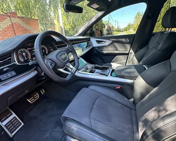 Черный Ауди Ку 7, объемом двигателя 2.97 л и пробегом 4 тыс. км за 92000 $, фото 8 на Automoto.ua