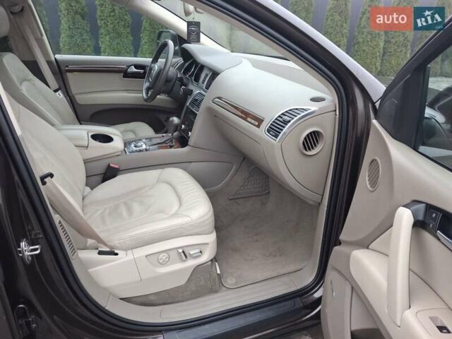 Коричневый Ауди Ку 7, объемом двигателя 3 л и пробегом 280 тыс. км за 15300 $, фото 32 на Automoto.ua