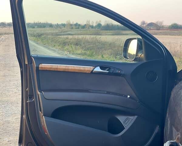 Коричневый Ауди Ку 7, объемом двигателя 3 л и пробегом 327 тыс. км за 14500 $, фото 25 на Automoto.ua