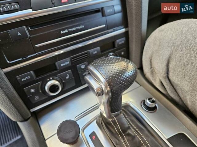 Ауді Ку 7 2012 у Харкові на Automoto.ua Коричневий Ауді Ку 7, об'ємом двигуна 2.97 л та пробігом 300 тис. км за 22000 $, фото 6 на Automoto.ua