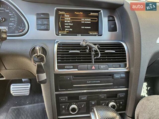 Ауді Ку 7 2012 у Харкові на Automoto.ua Коричневий Ауді Ку 7, об'ємом двигуна 2.97 л та пробігом 300 тис. км за 22000 $, фото 7 на Automoto.ua