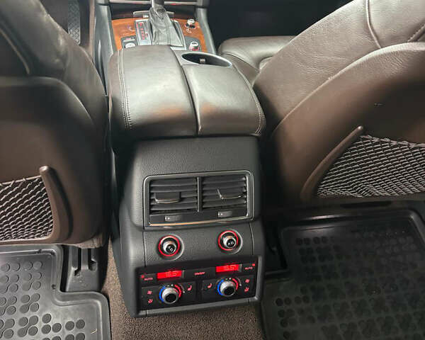 Ауді Ку 7 2012 у Києві на Automoto.ua Коричневий Ауді Ку 7, об'ємом двигуна 4.13 л та пробігом 256 тис. км за 22300 $, фото 10 на Automoto.ua