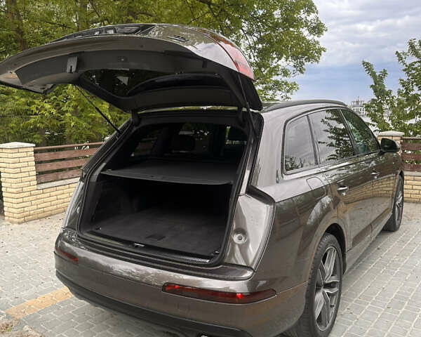 Коричневий Ауді Ку 7, об'ємом двигуна 2.97 л та пробігом 231 тис. км за 31700 $, фото 7 на Automoto.ua