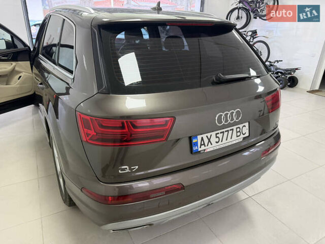 Коричневый Ауди Ку 7, объемом двигателя 2.97 л и пробегом 120 тыс. км за 40000 $, фото 6 на Automoto.ua