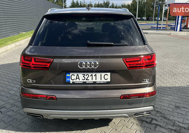 Коричневый Ауди Ку 7, объемом двигателя 3 л и пробегом 172 тыс. км за 31000 $, фото 5 на Automoto.ua